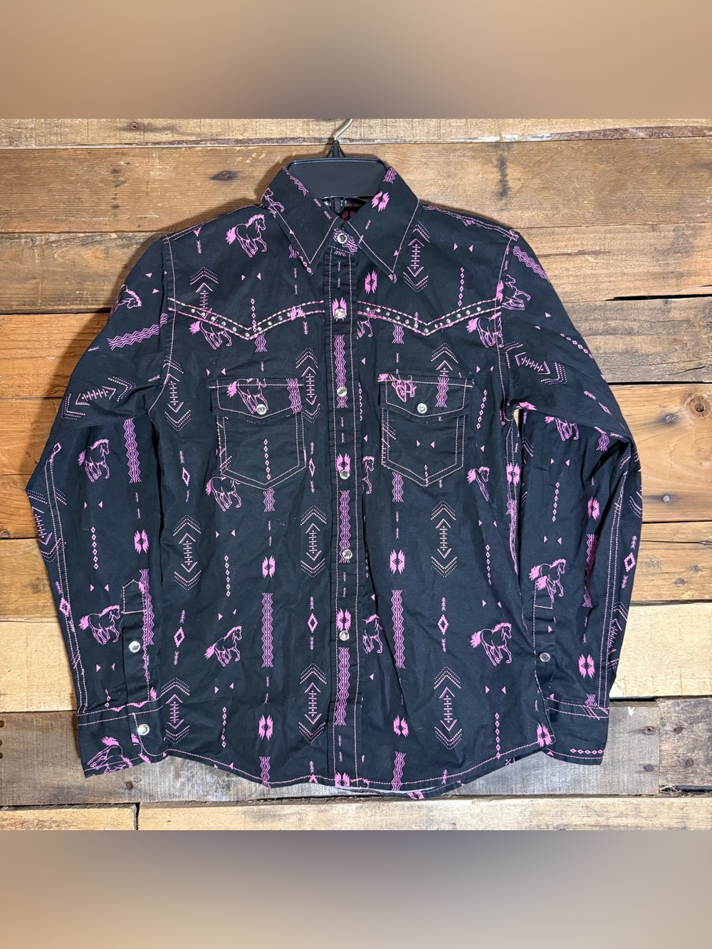 Cowgirl Hardware Black &Pink  "Horse Aztec" Long Sleeve Western Shirt Size M 7/8